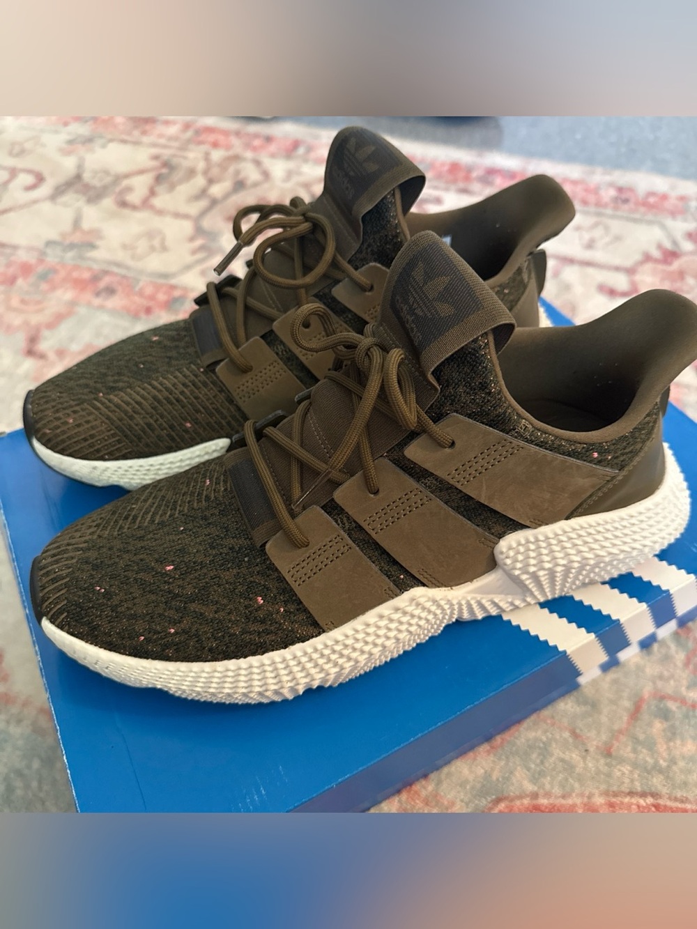 Adidas Original Olive Green Sneaker